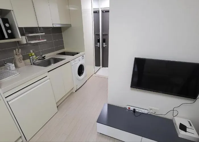 #3516 #sinnonhyeon Cozy House アパート ソウル特別市